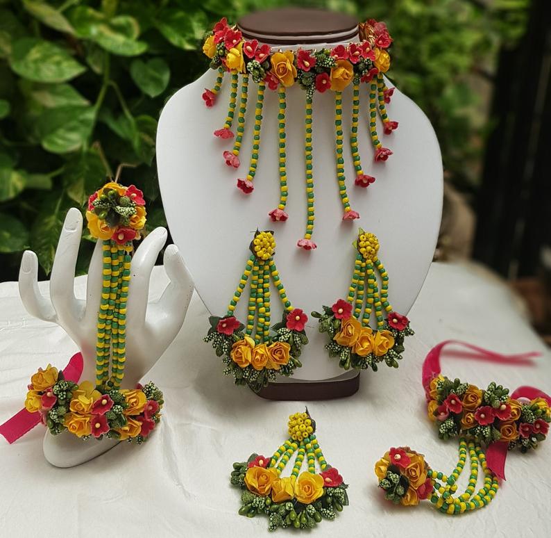 Foam Flowers Designer Green Rose Flower Necklace Set at Rs 150/set in Jaipur
